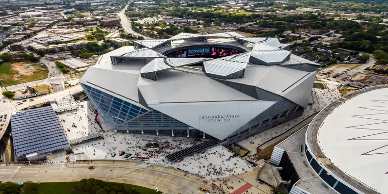 Mercedes-Benz Stadium mái vòm đáng sợ ở World Cup 2026